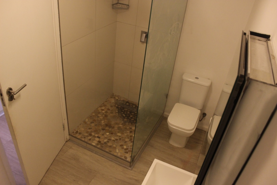 To Let 1 Bedroom Property for Rent in Three Anchor Bay Western Cape